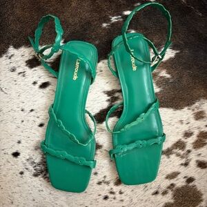 LARROUDE Green Leather Ankle Strap Sandal Size 9.5